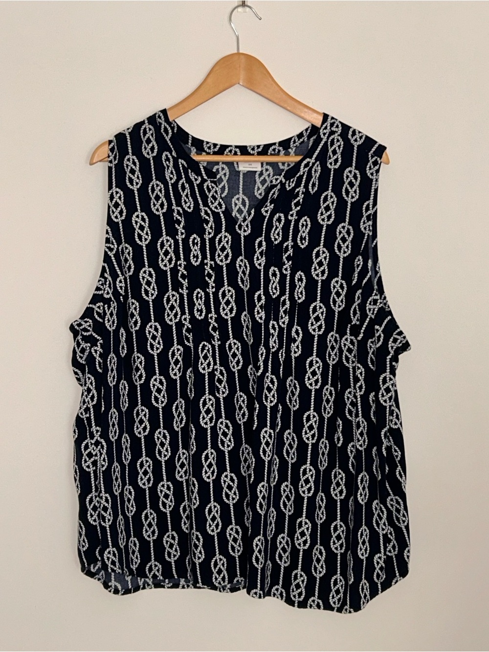 croft & barrow Navy and White Rope-Print Sleeveless Tank